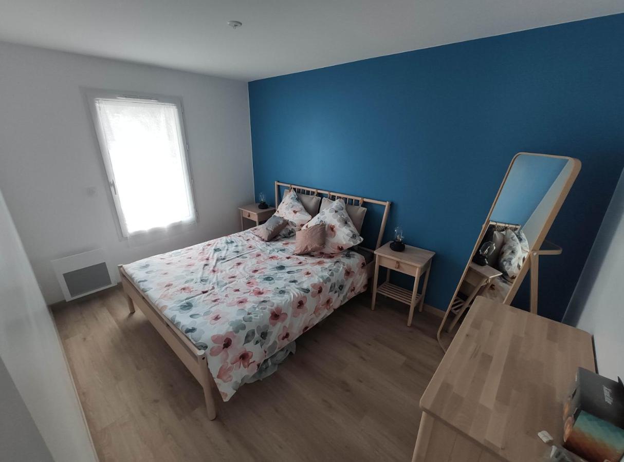 Ferienhaus 2 Maisons De 3 Et 2 Avec Grande Piscine Commune *